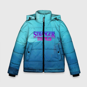 Зимняя куртка для мальчиков 3D с принтом Очень странные дела в Сыктывкаре, ткань верха — 100% полиэстер; подклад — 100% полиэстер, утеплитель — 100% полиэстер | длина ниже бедра, удлиненная спинка, воротник стойка и отстегивающийся капюшон. Есть боковые карманы с листочкой на кнопках, утяжки по низу изделия и внутренний карман на молнии. 

Предусмотрены светоотражающий принт на спинке, радужный светоотражающий элемент на пуллере молнии и на резинке для утяжки | Тематика изображения на принте: finn wolfhard | gaten mataraz | millie bobby brown | natalia dyer | stranger things | winona ryder | вайнона райдер | милли бобби браун | оченнь странные дела | очень странные дела | странные события